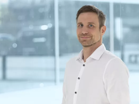 A portrait of Dr. Stefan Gerth